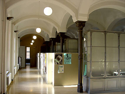 Anatomie der Charit&eacute; in Berlin-Mitte, Eingangshalle