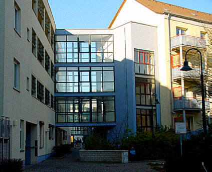 Wohnanlage Konrad-Wolf-Str., Detail &Uuml;bergang